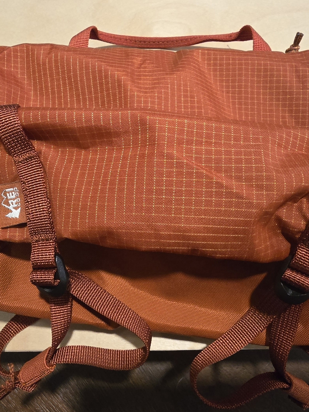 REI Unisex Co-op Trail 5 Waistpack Burnt Orange / Tapenade colorway Sustainabke - Picture 11 of 12